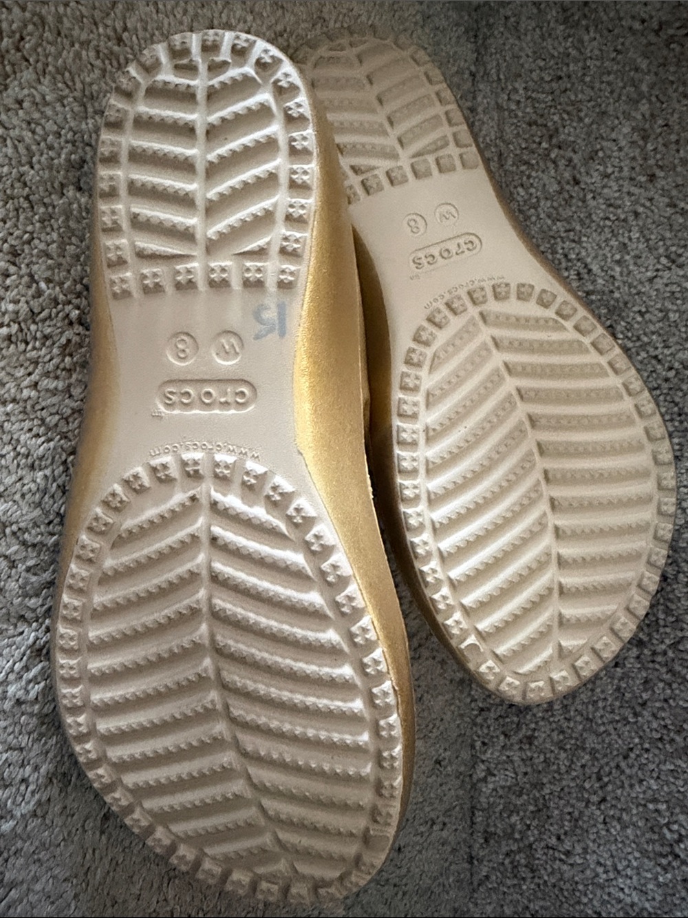 Crocs - Picture 2 of 3